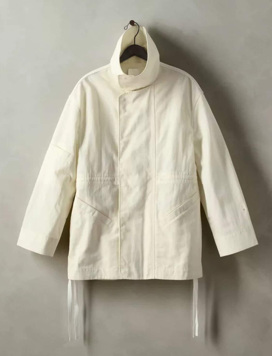 OVERSIZED FIT SHORT PARKA 상품이미지1