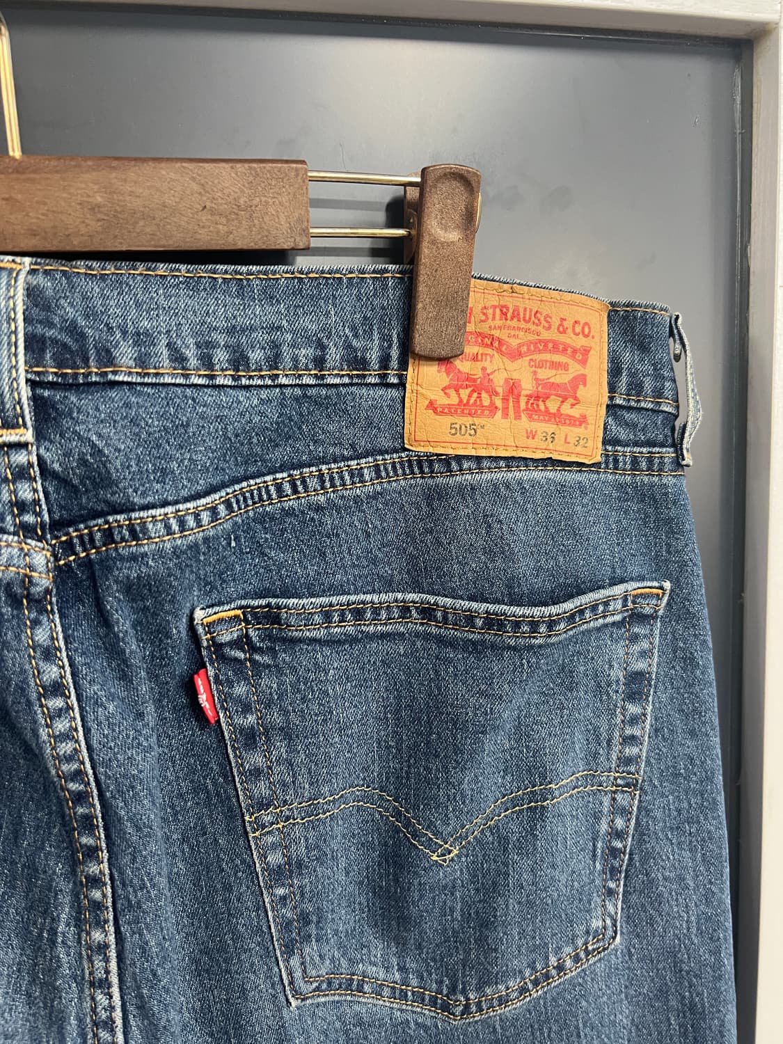 Levis 리바이스 505 레귤러 스트레이트핏 데님 팬츠 상품이미지3