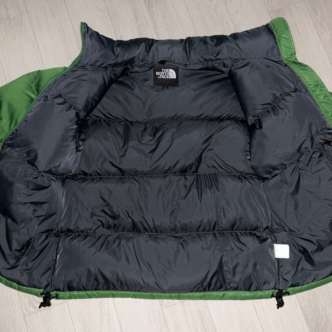 노스페이스 700 눕시 구스 다운 패딩 연그린 상품이미지3
