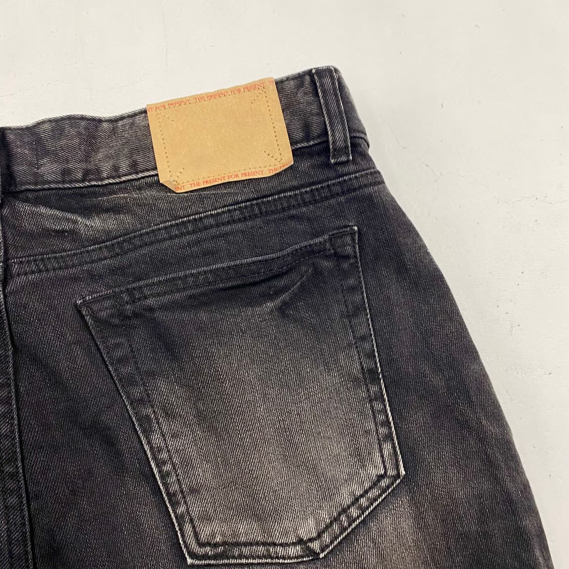 엘무드 워싱 플레어 핏 부츠컷 데님 진(33) 상품이미지6