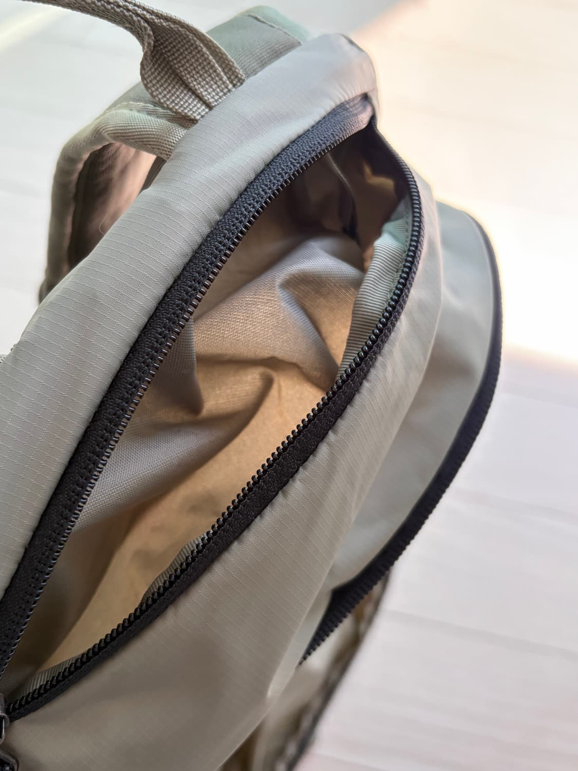 patagonia 파타고니아 트레비아 백팩 14L (리버락그린 컬러) 상품이미지6