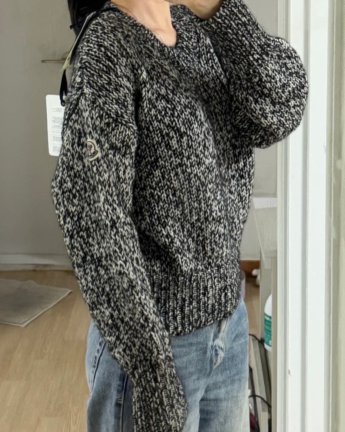 몽클레어 보카시 니트 공용 상품이미지1