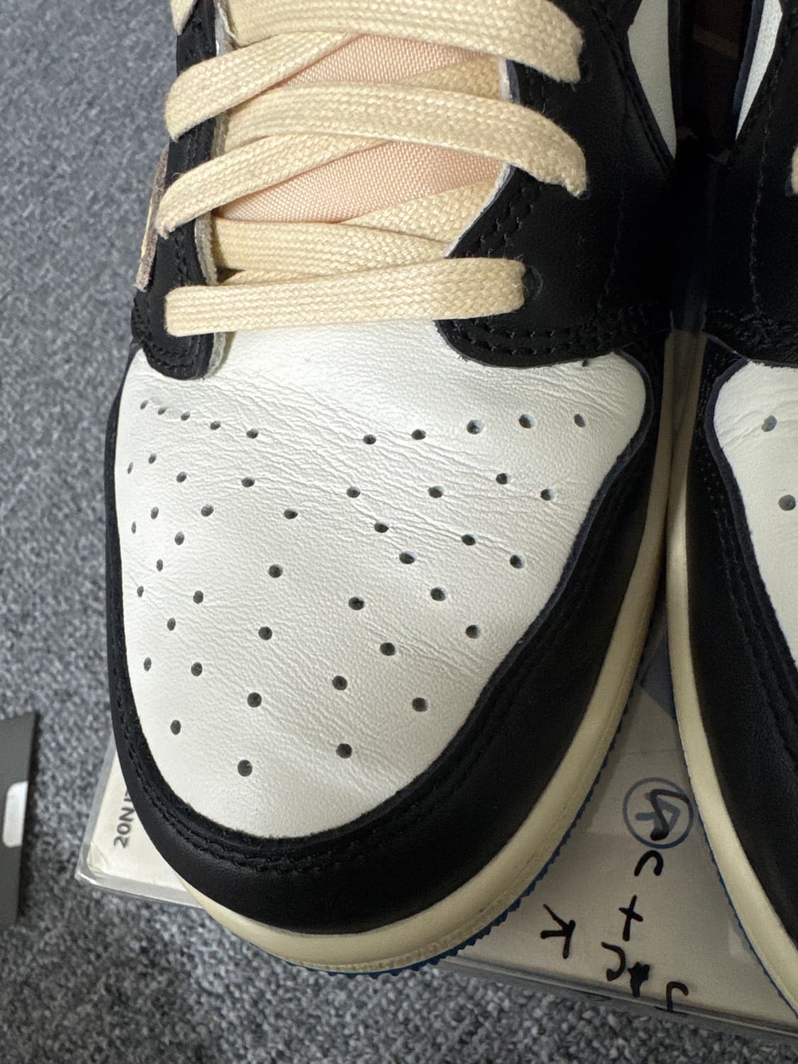 나이키 조던 트레비스스캇x프라그먼트 265 상품이미지3