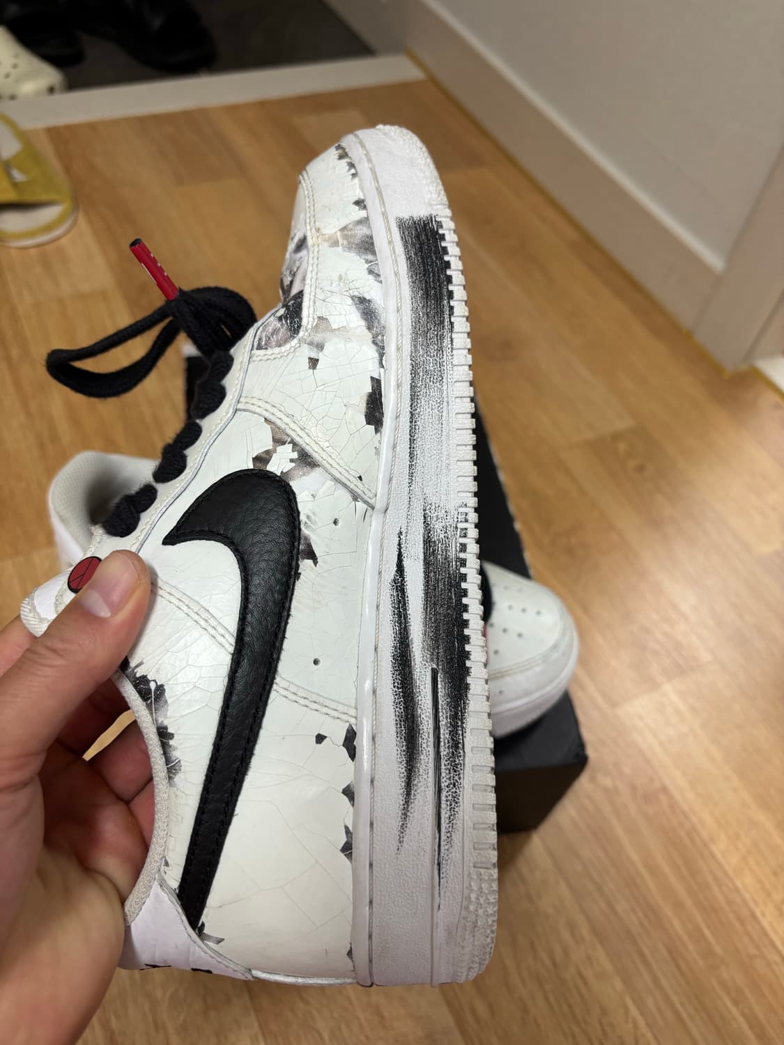 나이키 피스마이너스원 에어포스 260판매합니다 상품이미지6