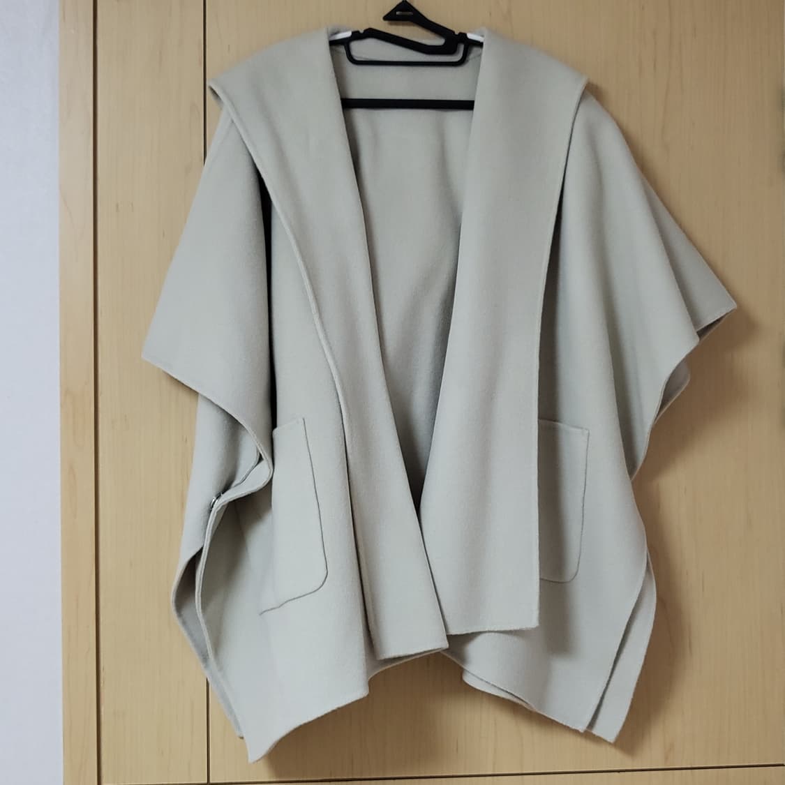 새상품) 데일리룩 로로피아 케이프코트 애쉬그레이 울캐시 상품이미지7