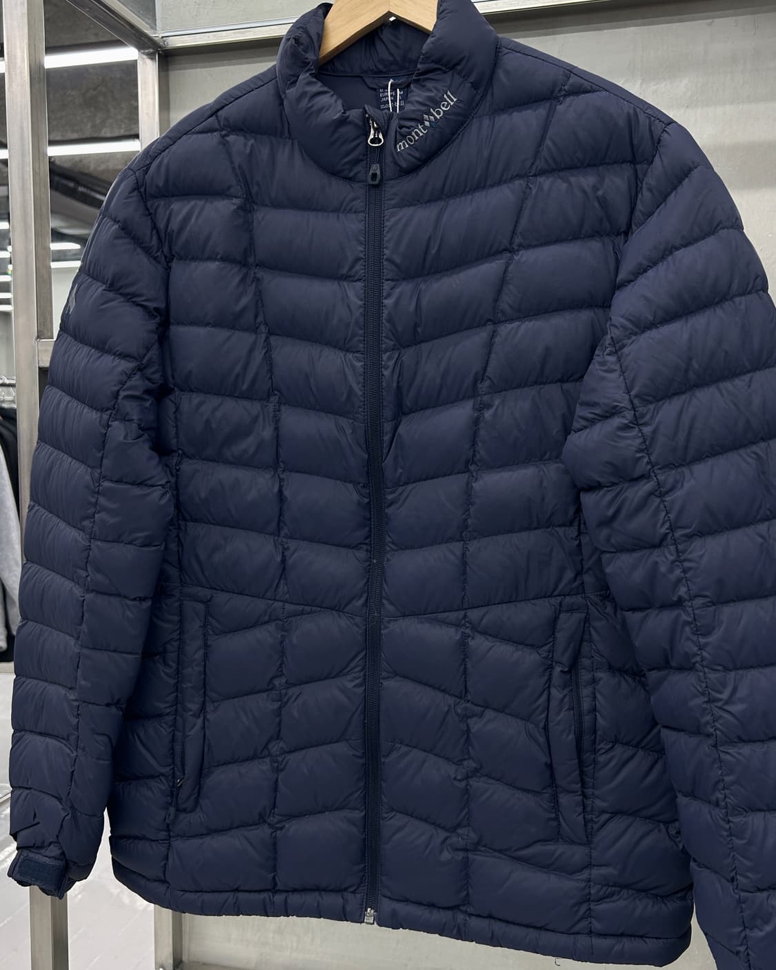 몽벨 Montbell 제나 덕다운 숏패딩 네이비 상품이미지2
