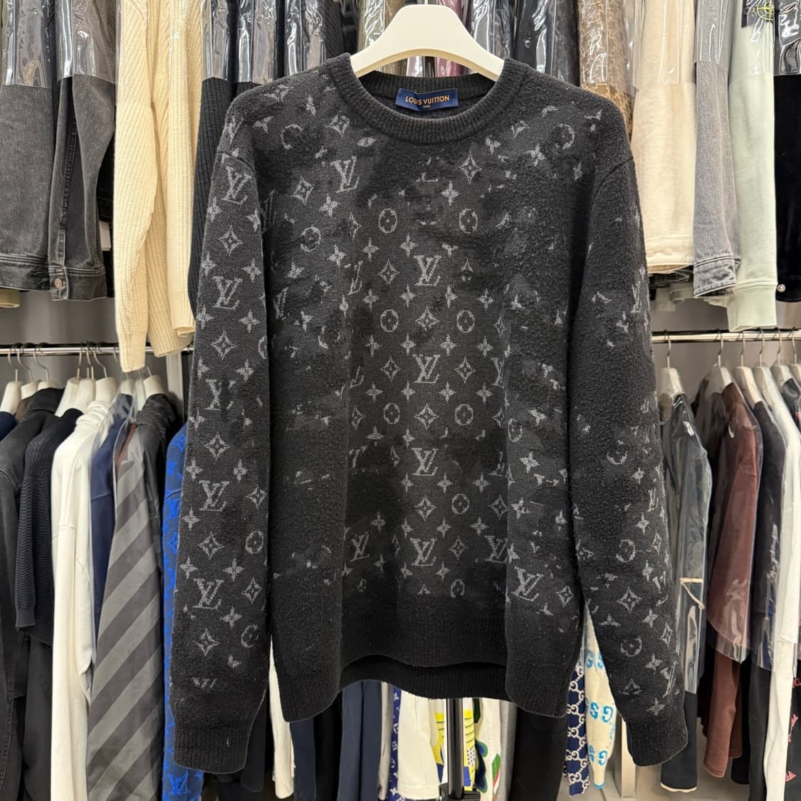 [리오브전포점] 루이비통 LV로고 디스트 니트 상품이미지1