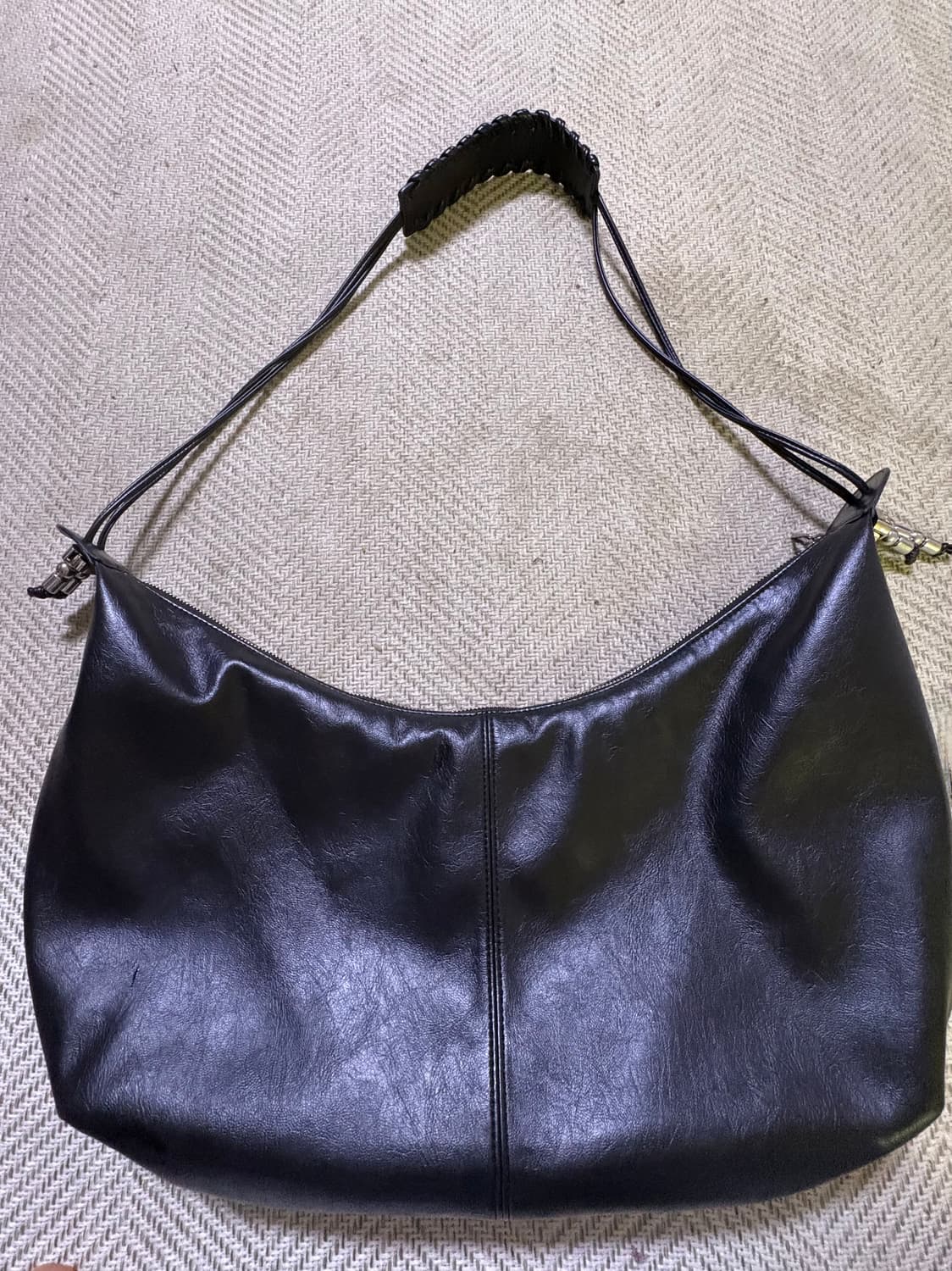 레이브 블랙 숄더백 상품이미지2