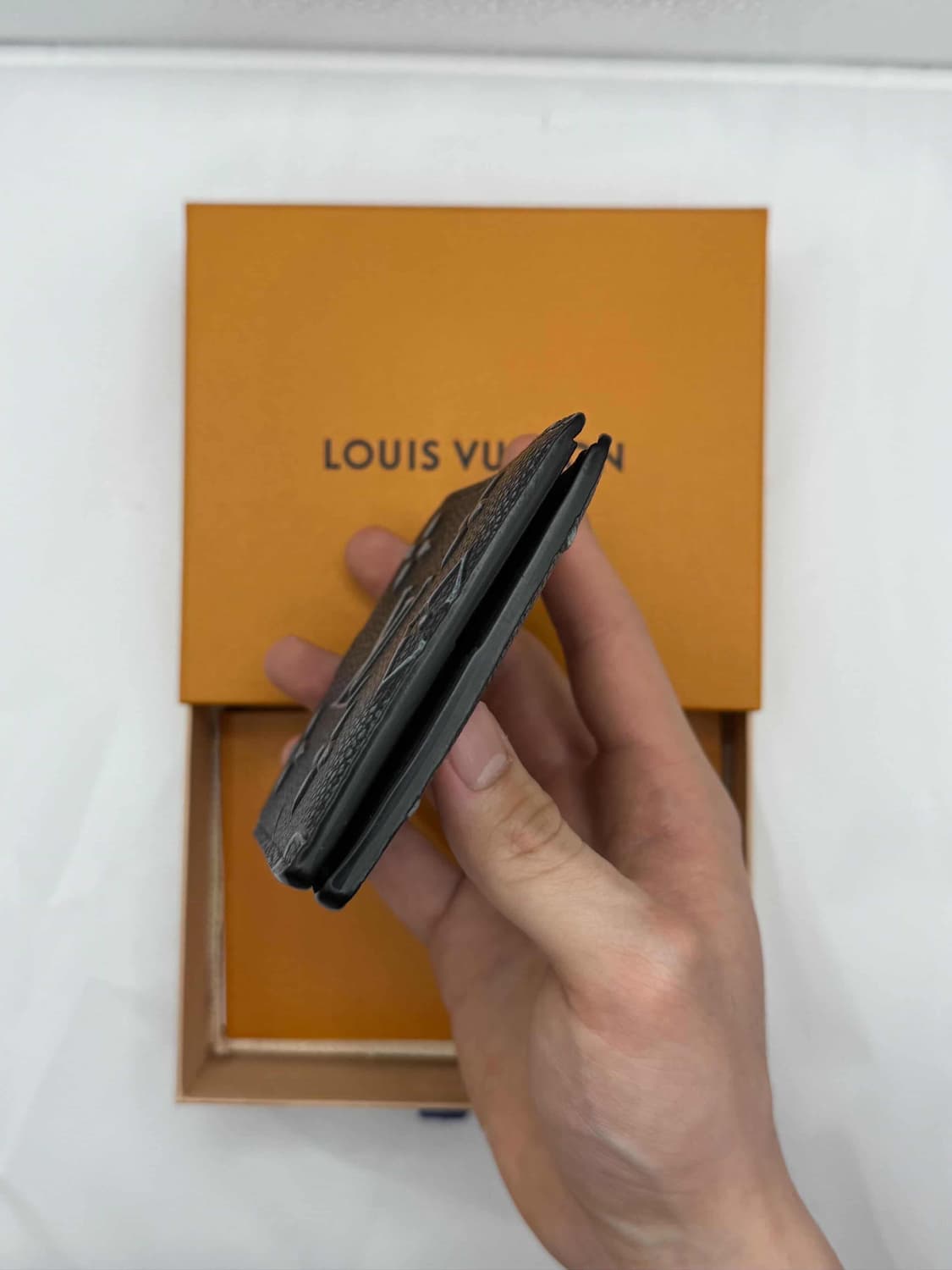 루이비통 페이디드 반지갑 상품이미지3