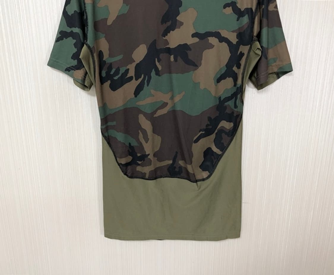 나이키프로 컴뱃 하이퍼쿨 카모 언더티/컴플레션 XL(105) 상품이미지3