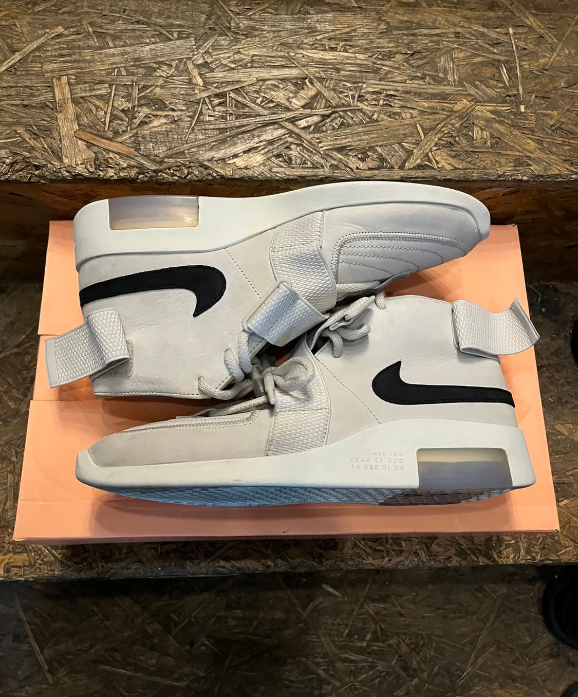 나이키 x 피어오브갓 레이드 라이트 본 (270) 상품이미지1