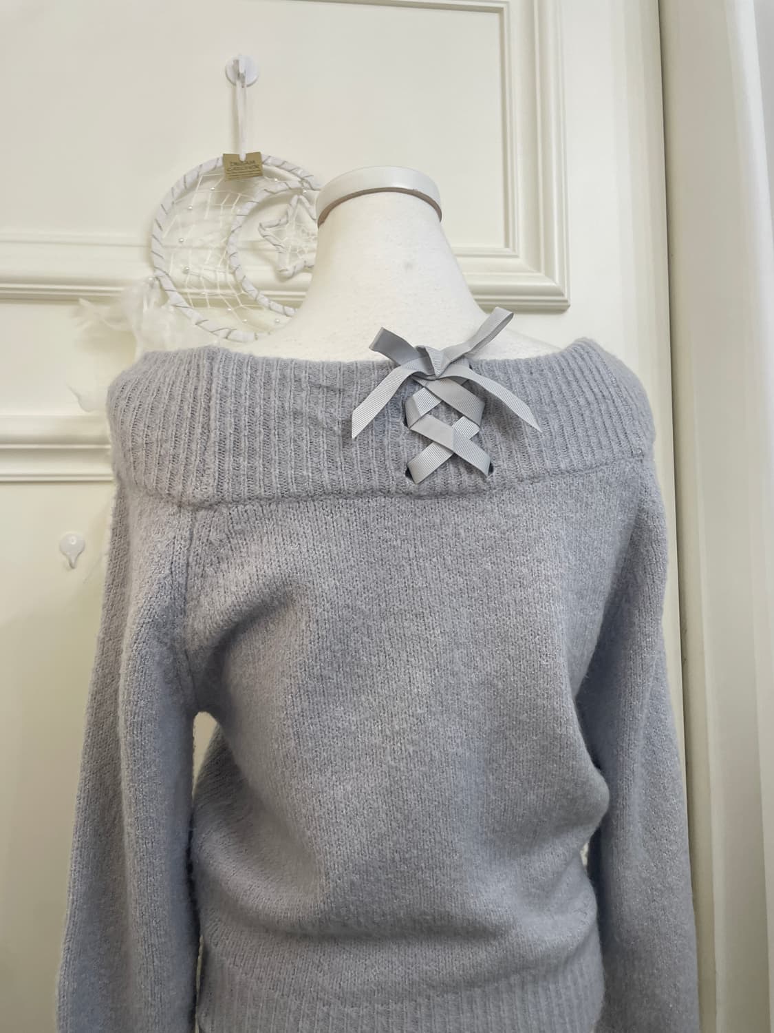 blue gray back bow point off-shoulder sw 상품이미지4