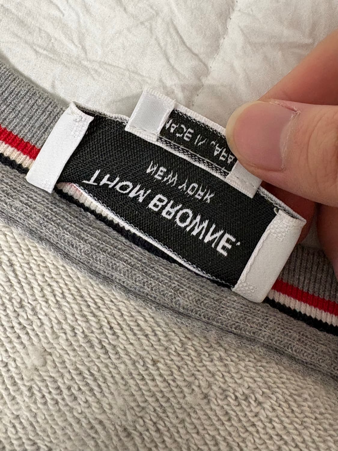 톰브라운 맨투맨 3사이즈 상품이미지2