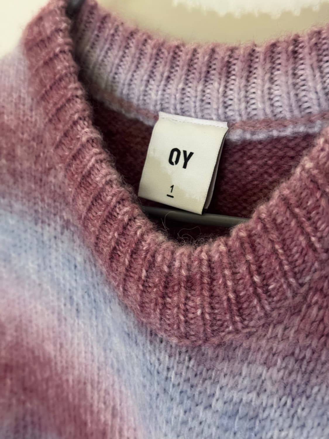 오와이 헤어리 스트라이프 니트 레드 상품이미지2