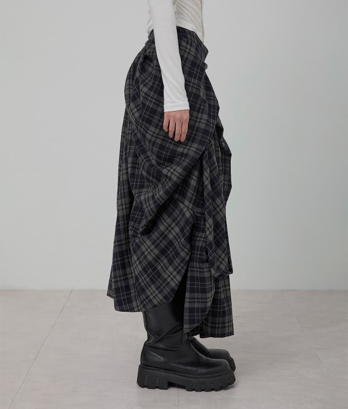 플레어업 드레이프 레이어드 체크 롱스커트 2사이즈 상품이미지3