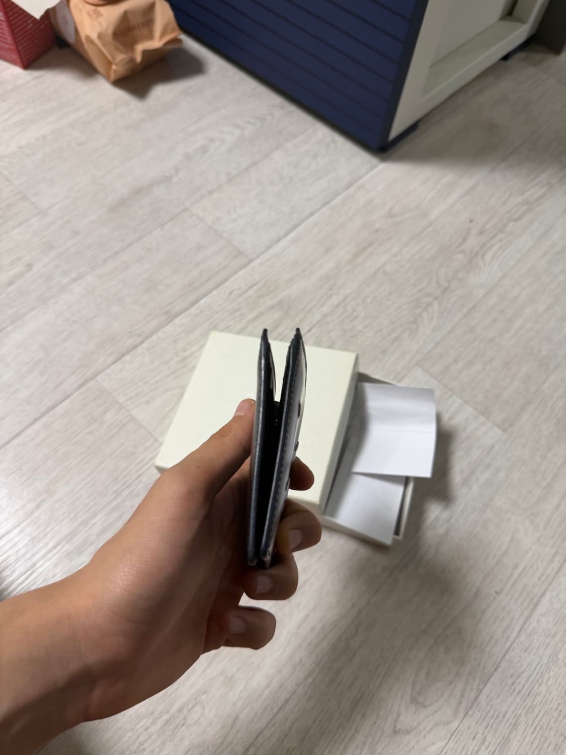 메종 마르지엘라 반지갑 블랙 스티치 새상품급 상품이미지7