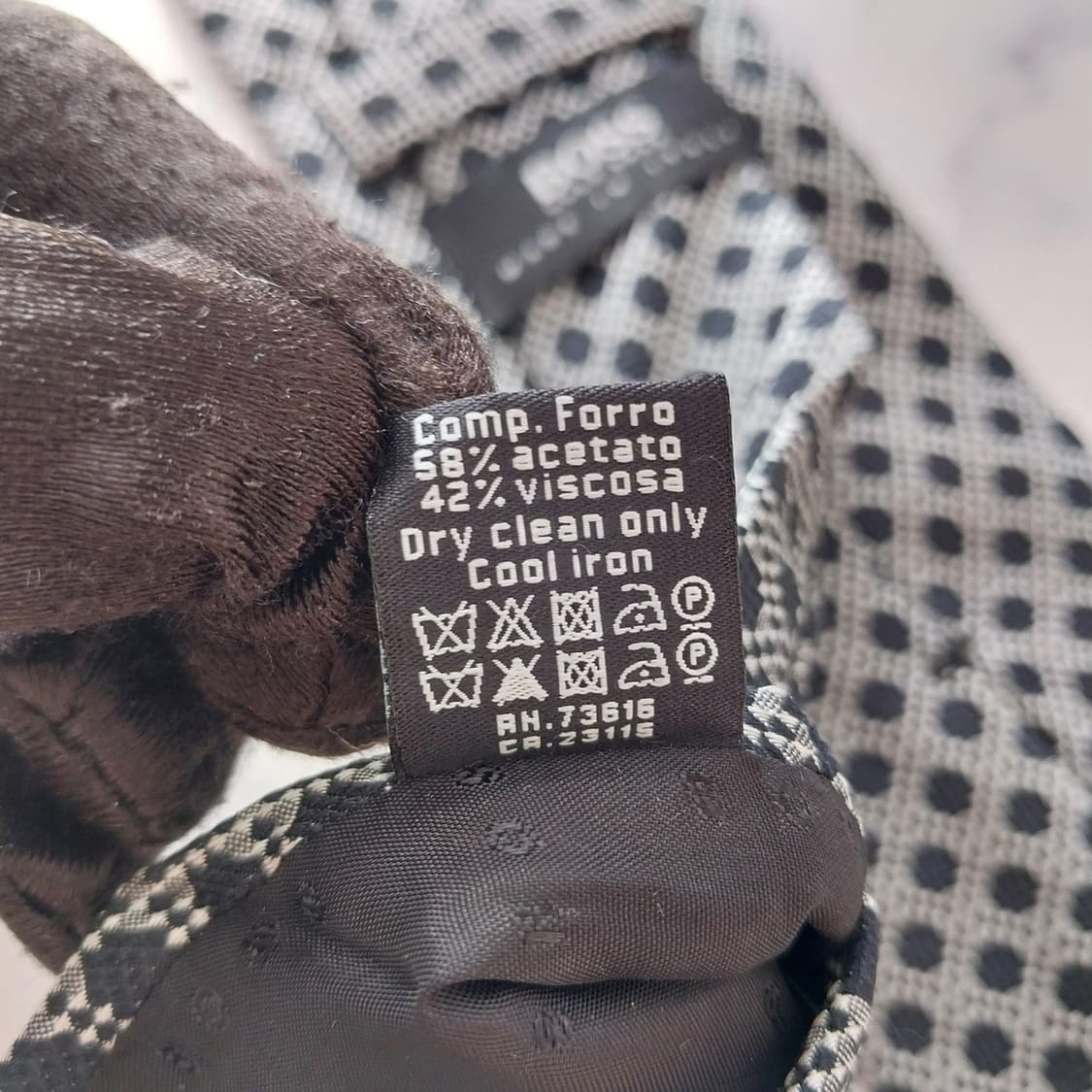 휴고보스 실크 블랙 패턴 슬림 넥타이 7.9cm A+등급 K1815
 상품이미지10