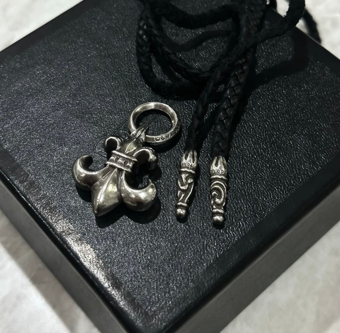 [ L ] 크롬하츠 플레어 라지 펜던트 + 볼로팁 상품이미지2