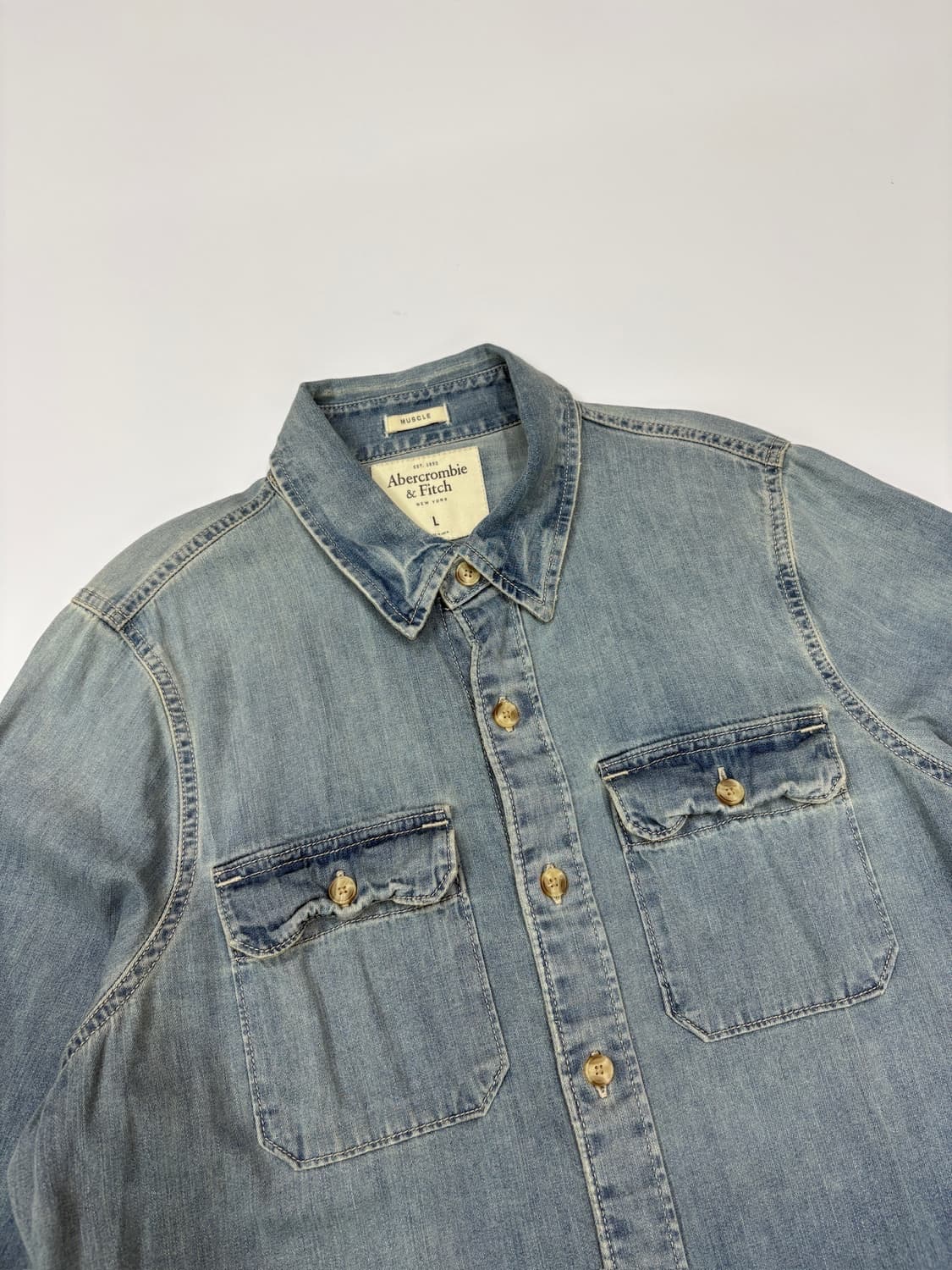 Abercrombie&Fitch 아베크롬비 앤 피치 빈티지 워싱 데님셔츠 상품이미지2