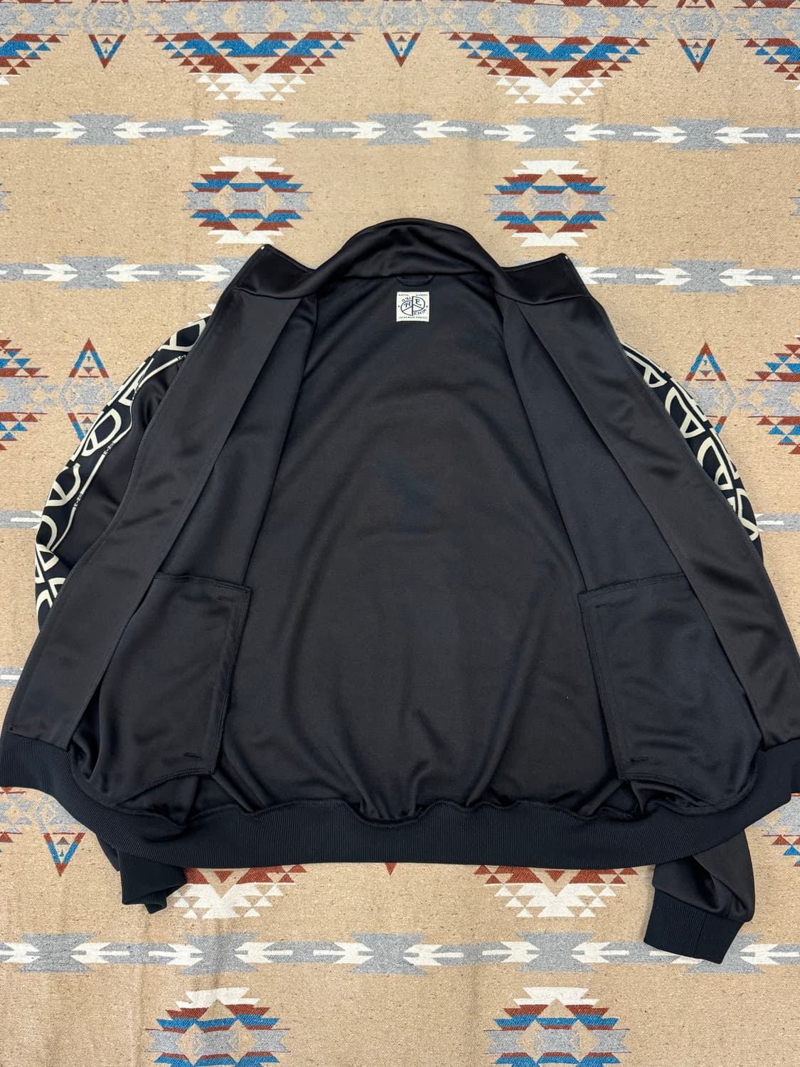 [4][XL] 캐피탈 스무스 저지 TH.D.D. 트랙 자켓 블랙 상품이미지4