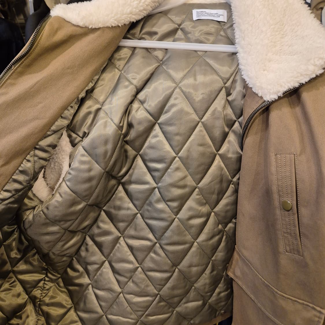 L(착샷잇음) 카키 면 양털배색자켓  상품이미지6