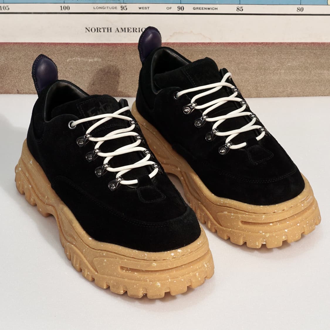 이티스 엔젤 스웨이드 청키 스니커즈 상품이미지2