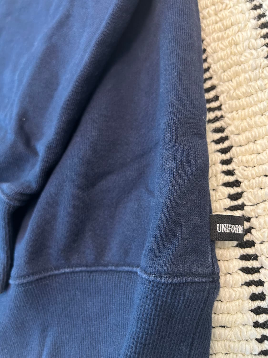 유니폼브릿지 1960 빅로고 네이비 맨투맨 상품이미지5