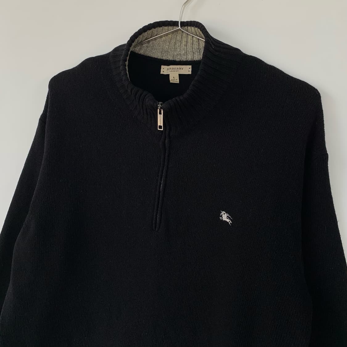 버버리 블랙 집업 니트 상품이미지2
