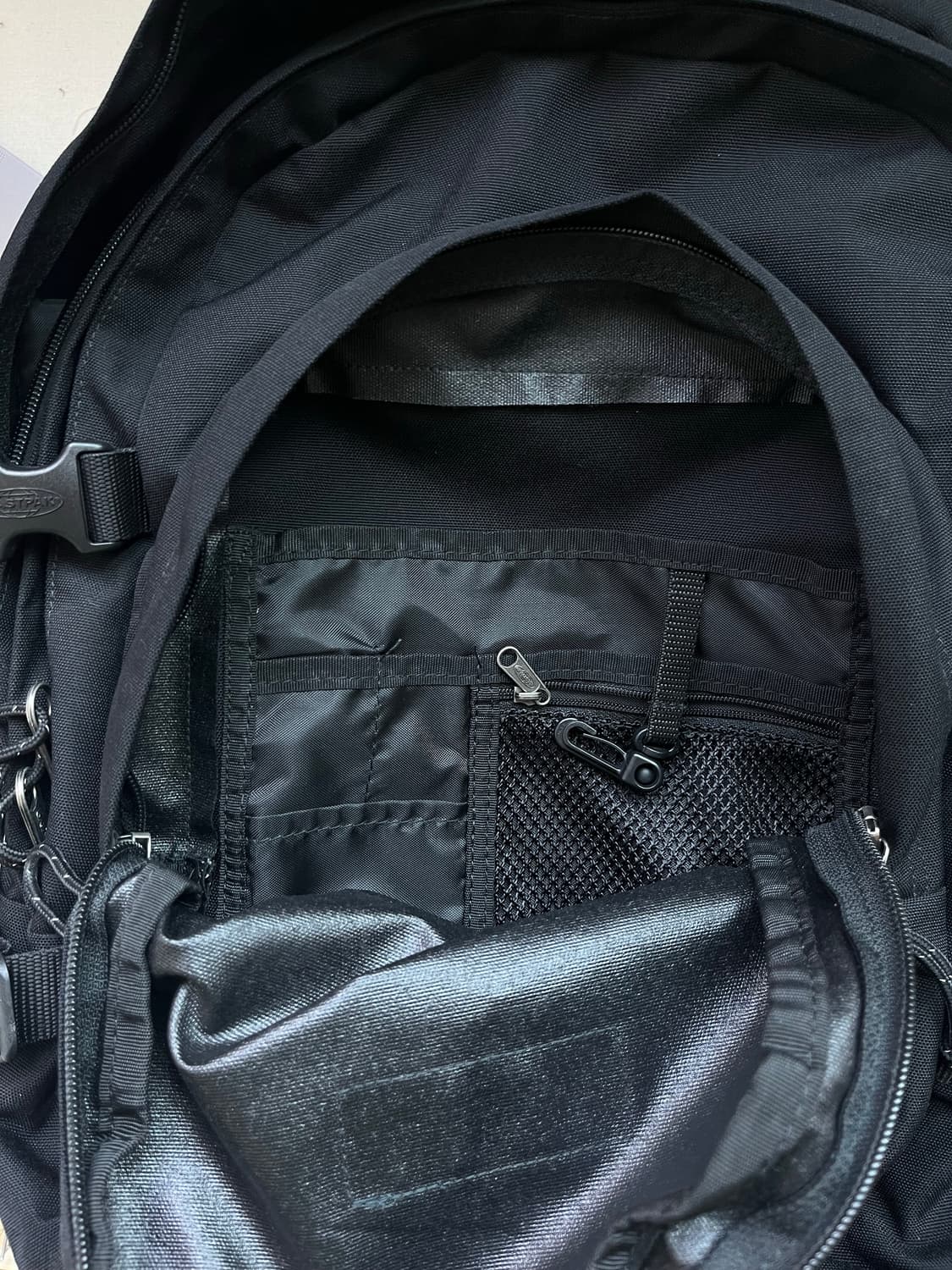 이스트팩 EASTPAK 프로바이더 백팩 상품이미지5