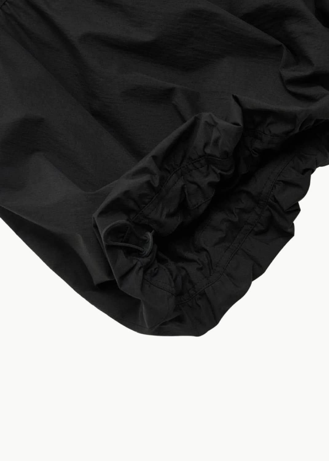 아모멘토 볼륨 미니 드레스 블랙 상품이미지5