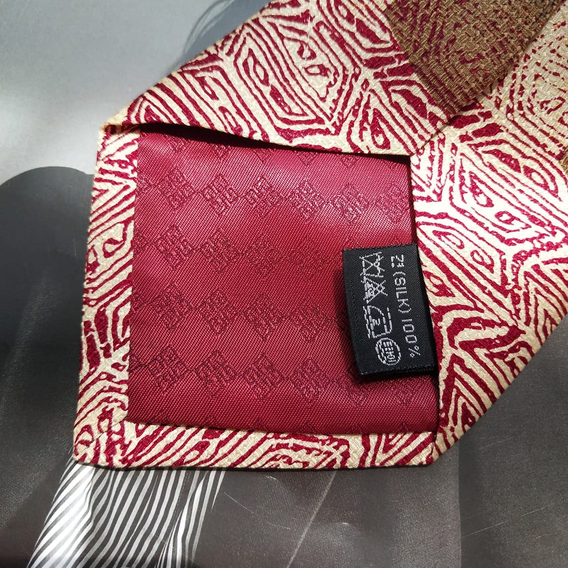 지방시 실크 골드 버건디 넥타이 9.5cm A등급 K551
 상품이미지6