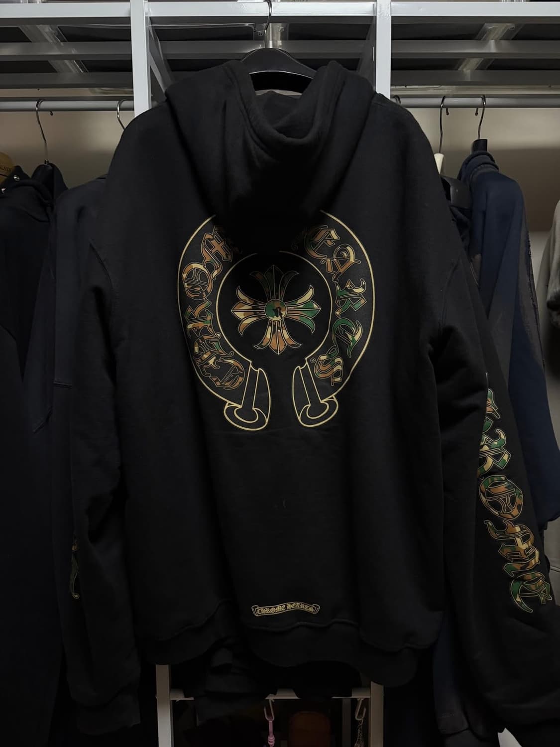 크롬하츠 새상품급 정품 헤비웨이트 홀스슈 카모 집업 급처분 상품이미지2