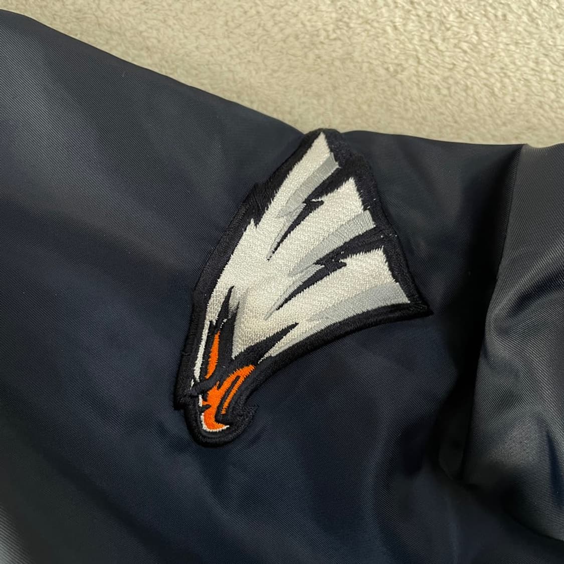 L 한화이글스 2025 스파이더 어센틱 춘추 점퍼자켓 상품이미지6