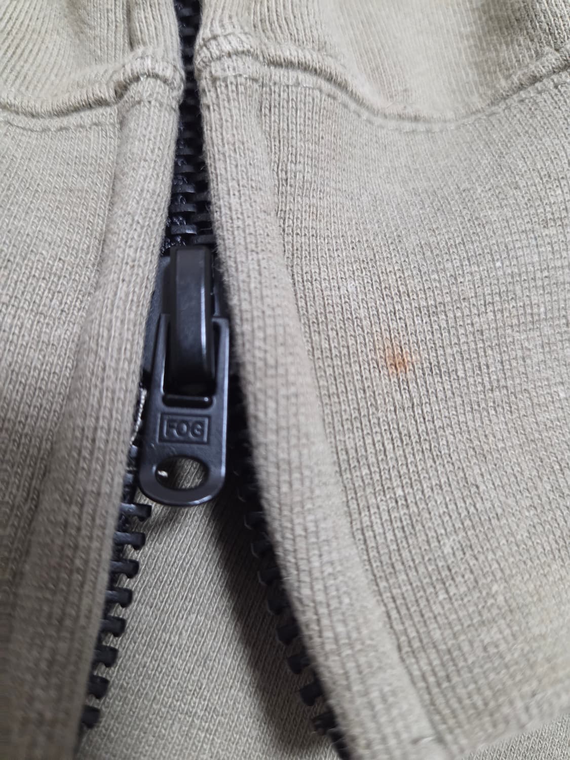 피오갓에센셜 크루넥 사이드지퍼 스웻셔츠 상품이미지7