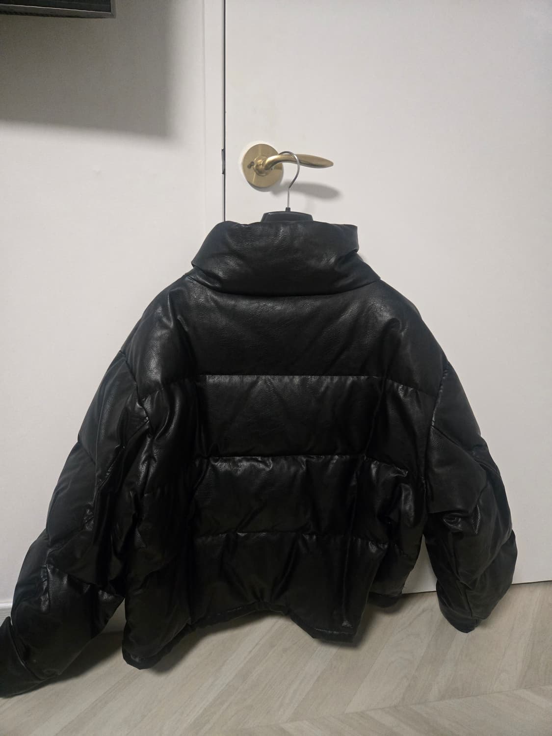 깡스타일리스트 콜라보 에드리엘로스 가죽패딩(50) 상품이미지3