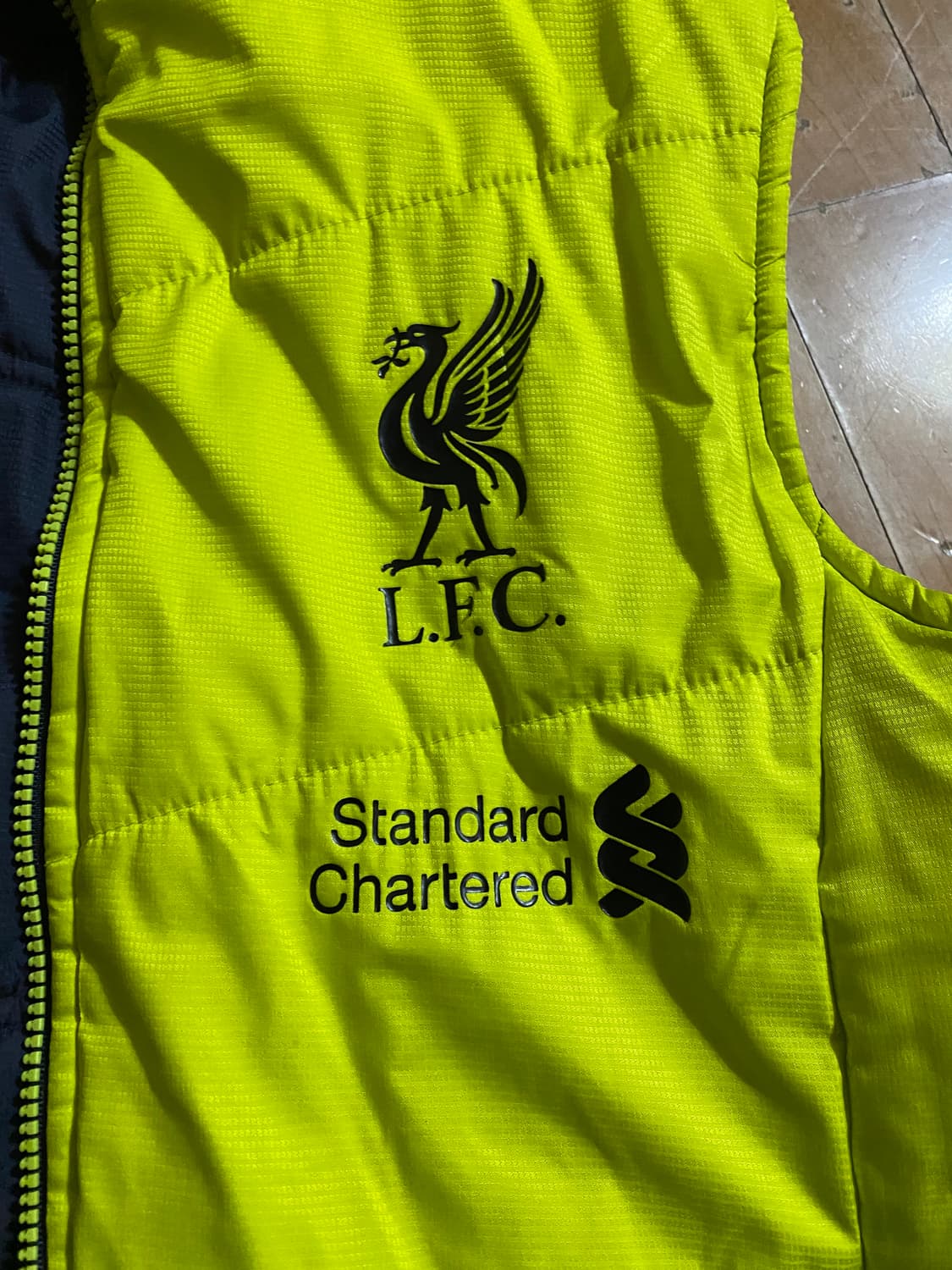 위덱스 리버풀 챔피언스리그 양면 패딩 조끼 XL 상품이미지6