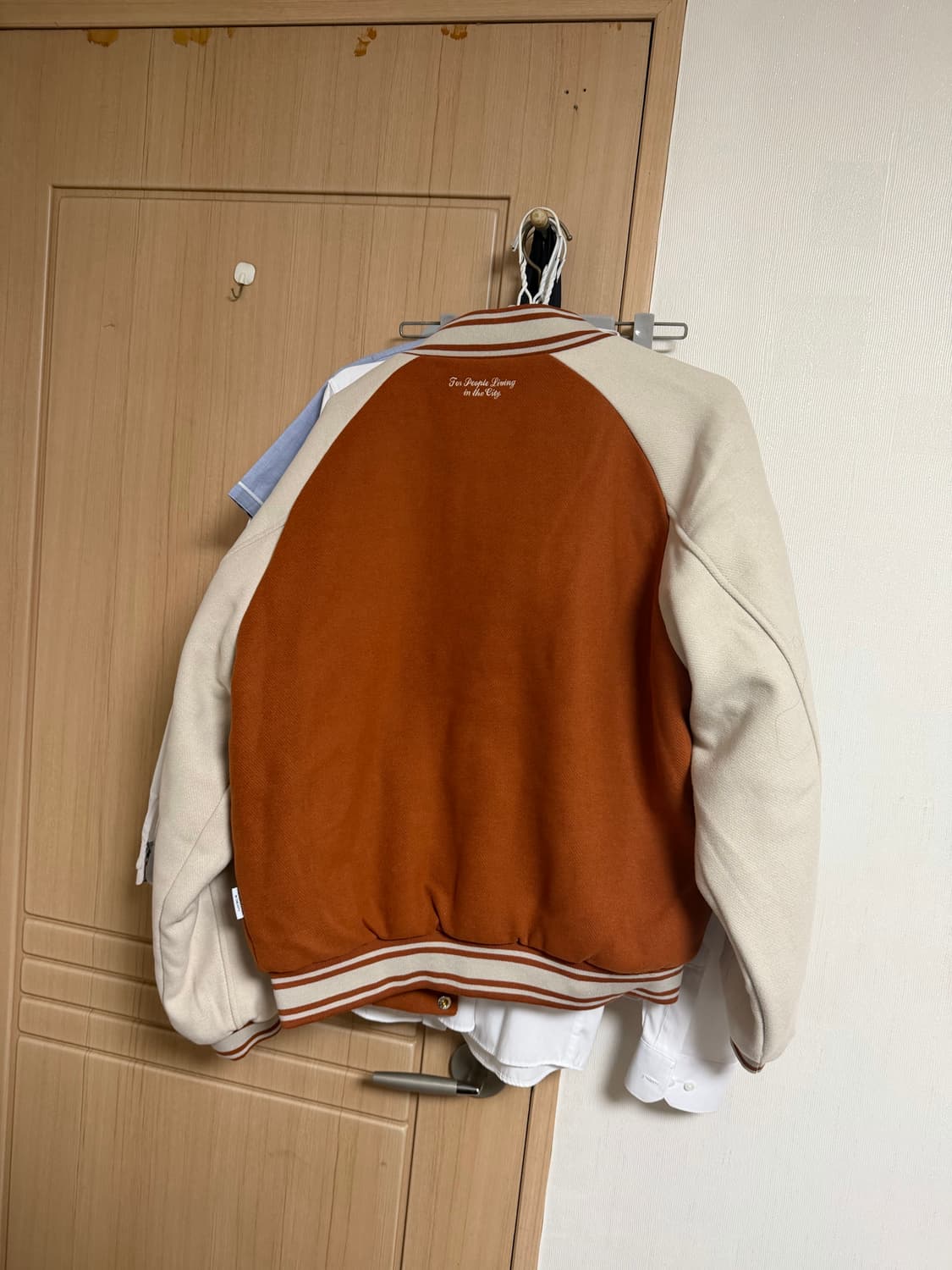 어반디타입 바시티 자켓 상품이미지2