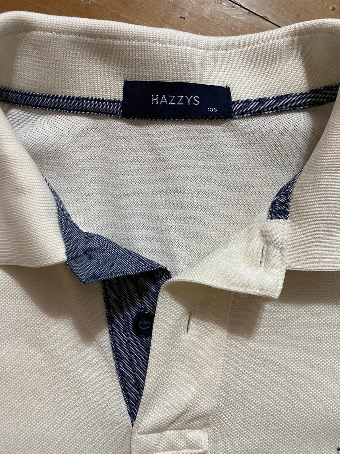 헤지스 폴로 카라티 아이보리 컬러 105 (100) 상품이미지2