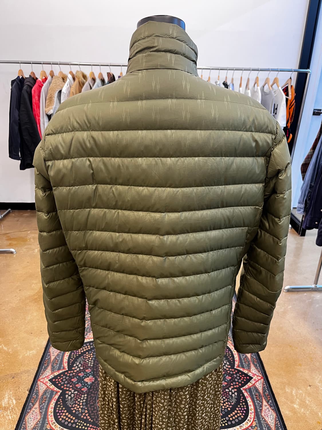 파타고니아 다운 스웨터 경량 패딩 올리브 상품이미지5