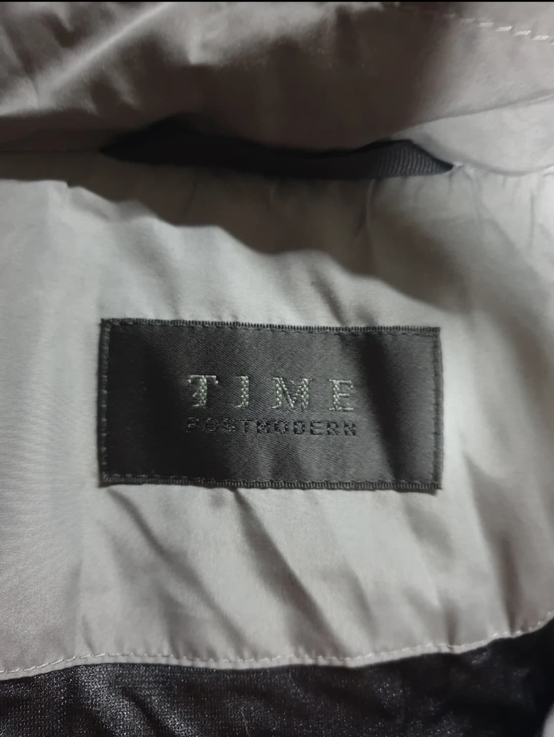 한섬) TIME 타임 구스 방풍 모직패딩.
싸이즈 100~105. 남자 상품이미지4