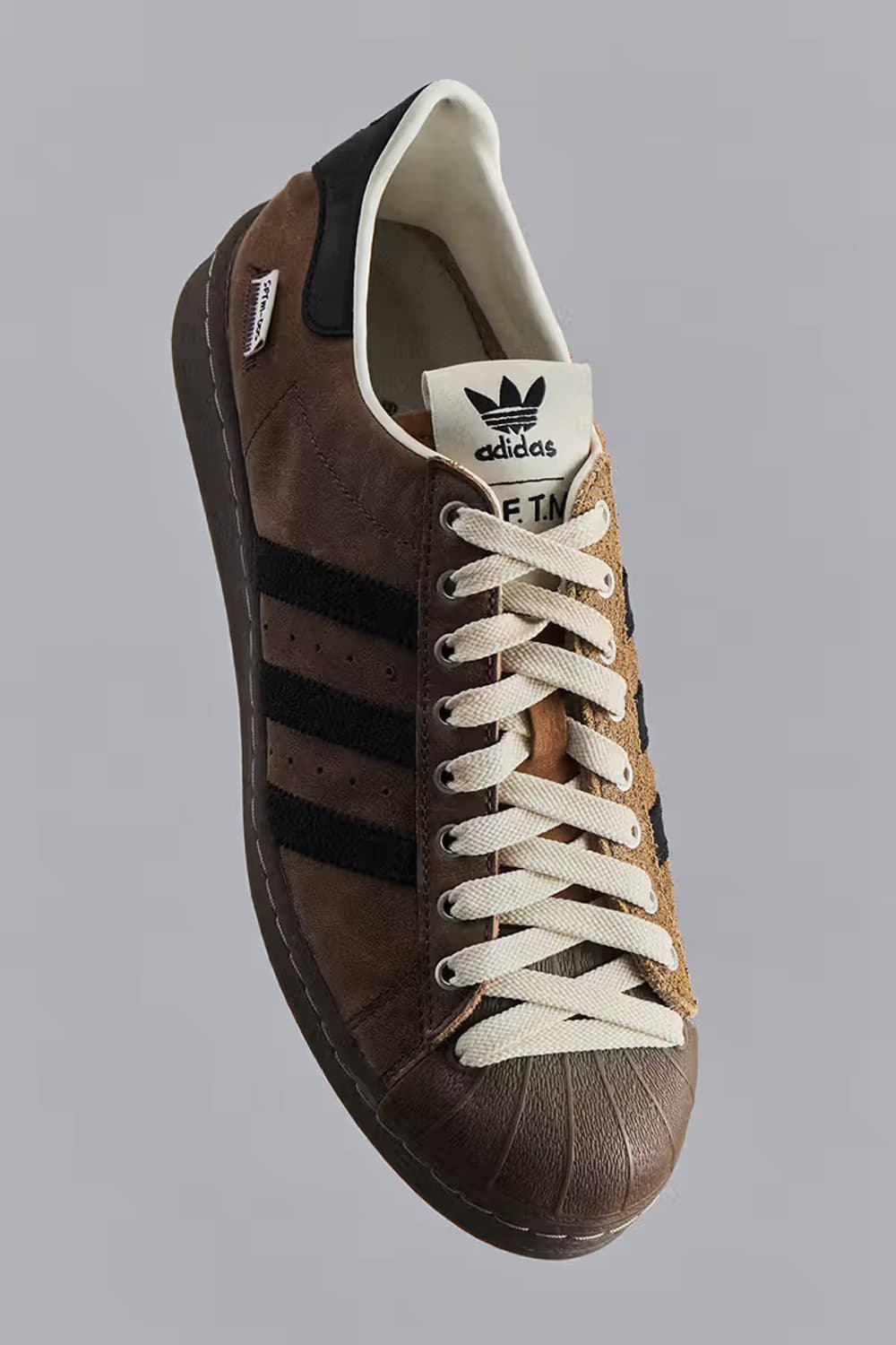 송포더 뮤트 아디다스 슈퍼스타 265 판매합니다. 상품이미지1