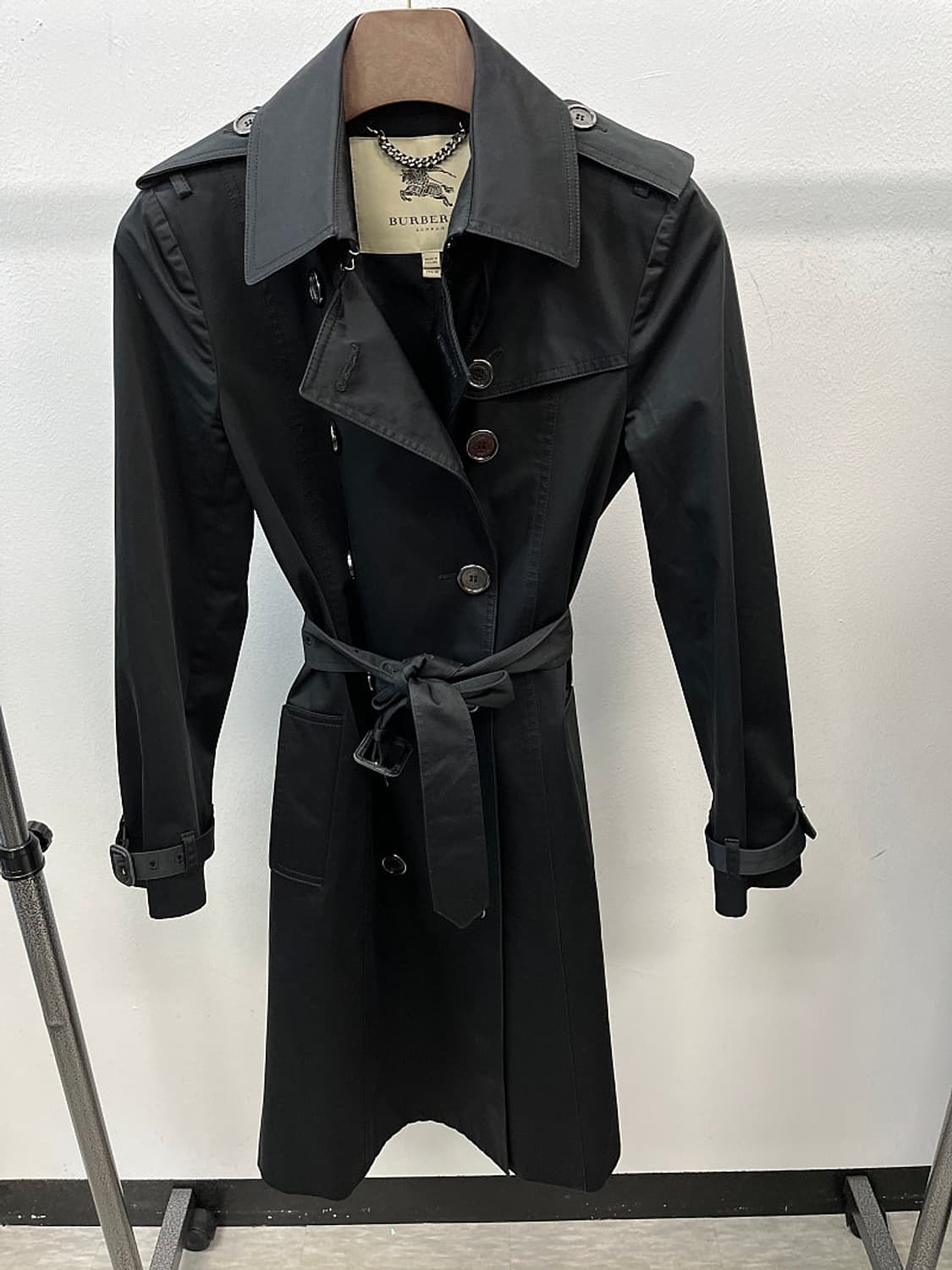 여) 버버리 런던 블랙 트렌치코트  상품이미지4