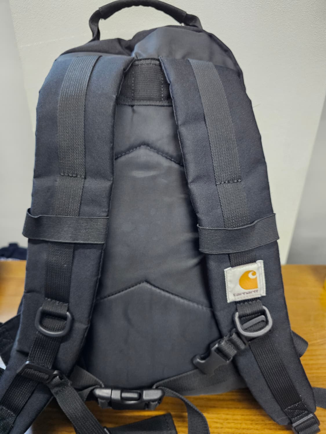 칼하트 킥플립 블랙백팩 상품이미지5