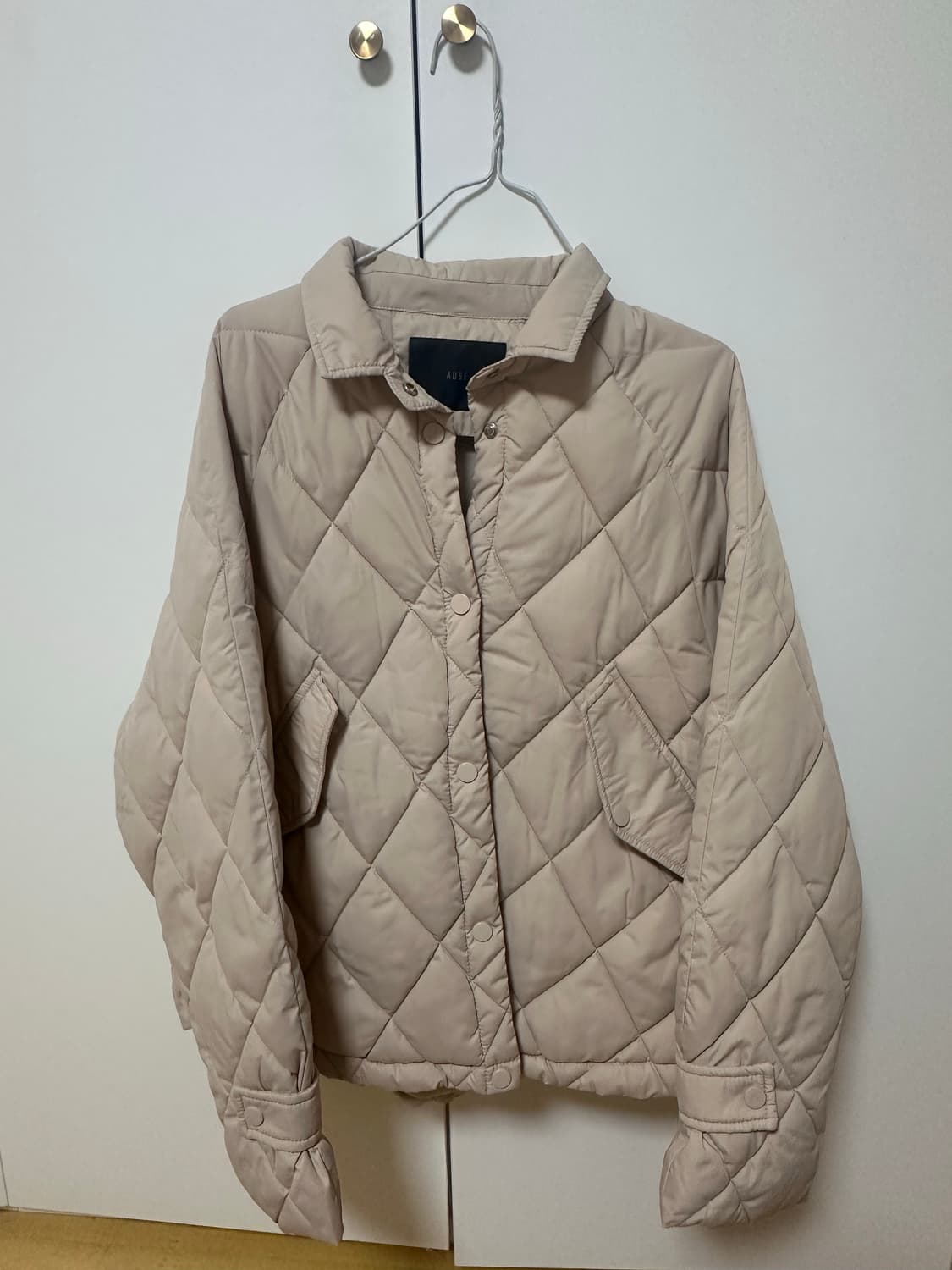 AUBE 퀼팅 자켓 베이지 경량패딩 퀼팅자켓 깔깔이 누빔자켓 퀼팅패딩 상품이미지1
