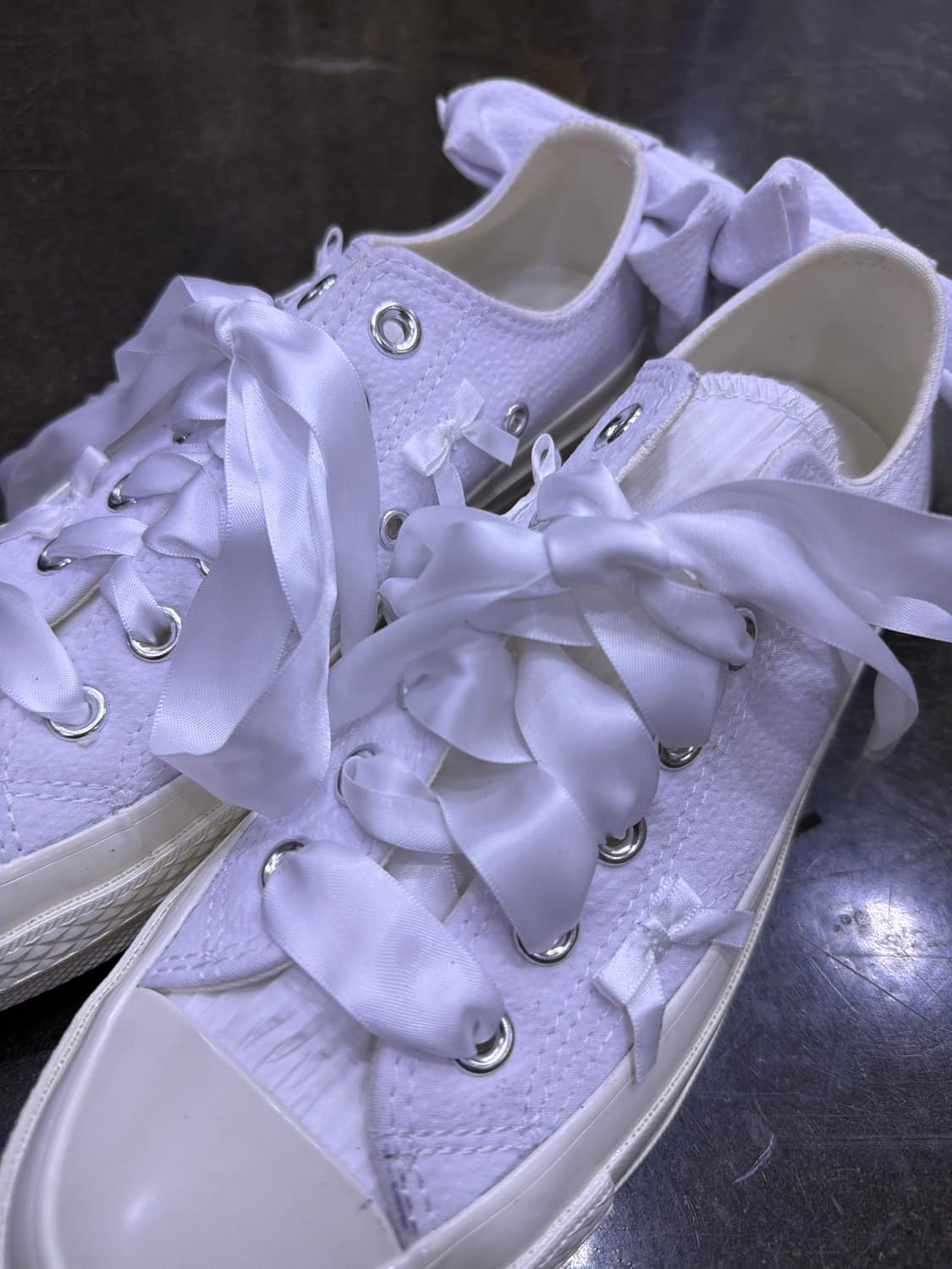 컨버스 올스타 척테일러 70 로우 보우즈 리본 스니커즈 240 상품이미지5