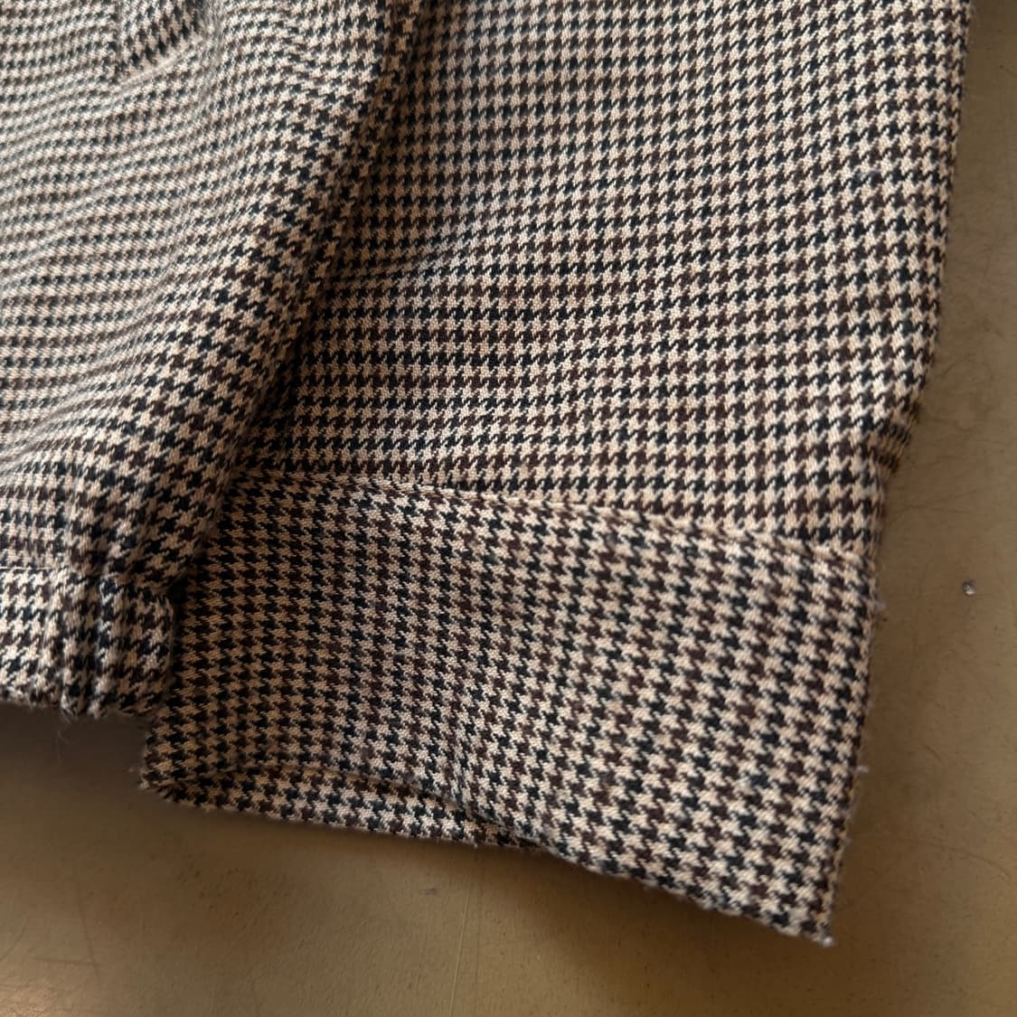 INHERIT 라이트 패브릭 하운드투스 자켓 상품이미지3