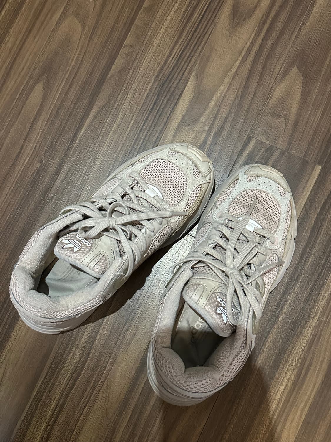 아디다스 운동화 상품이미지1