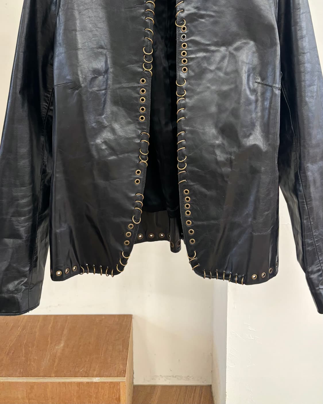 줄스 블랙 아일렛 링 슬림핏 레더 자켓 상품이미지5