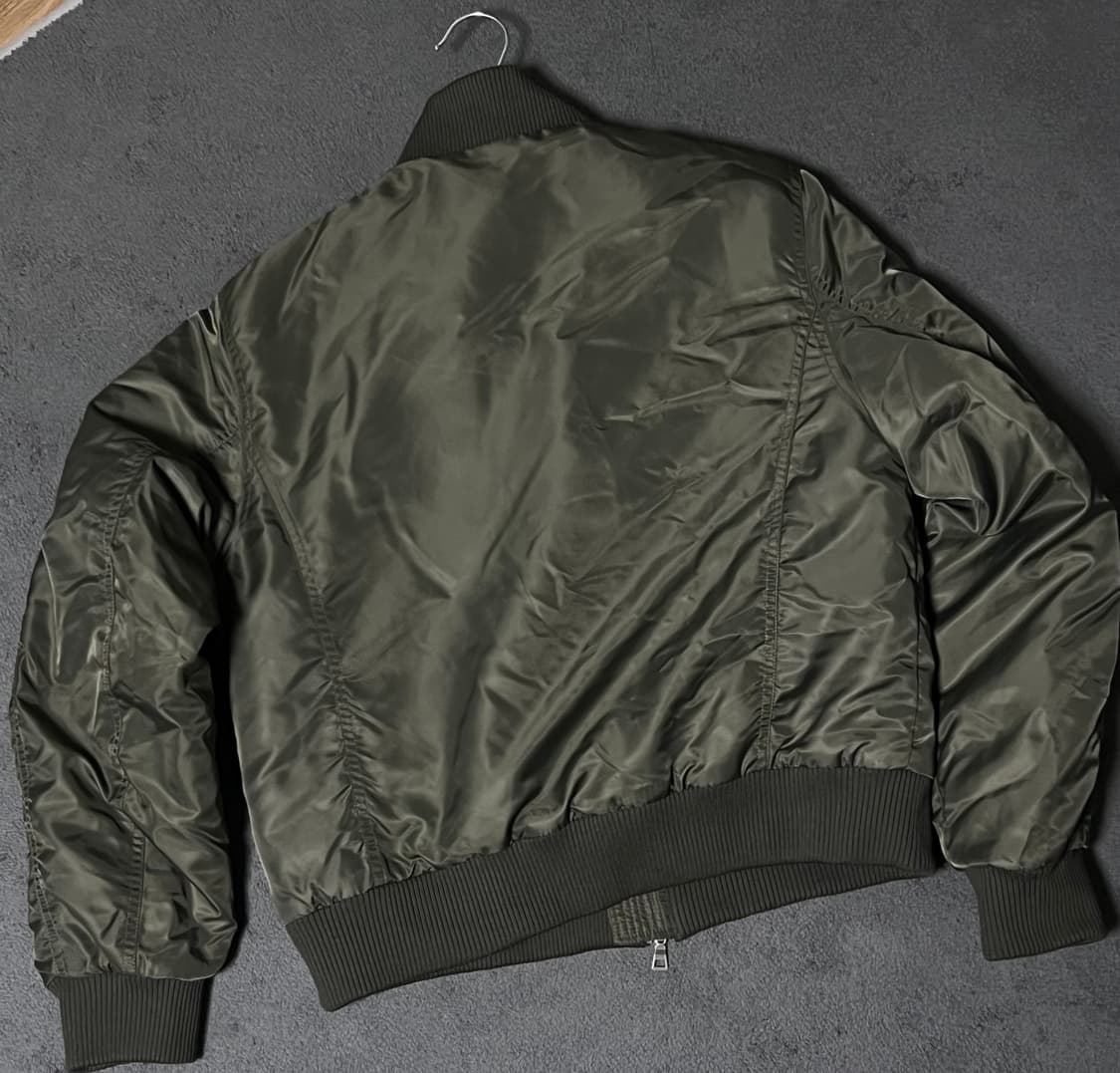 단델DD cropped studded MA-1 jacket (KHAKI) 상품이미지3