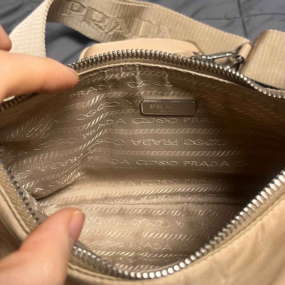 프라다 테수토 호보백 베이지 상품이미지5